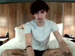 straightwhiteboy21 european cam babe offers her shaved pussy for live sex experiments online