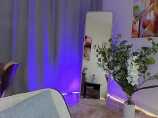 vanilla_raf teenage cam girl plays with her ass hole with ohmibod inside