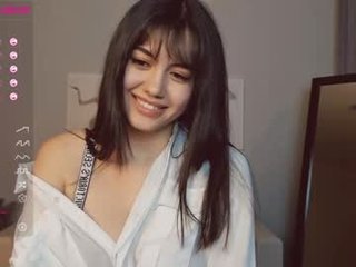 glori_your_soul cam babe gets the best ass massage with ohmibod