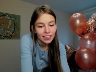 bush_mia live sex session with slim european cam girl getting her pussy ruined online