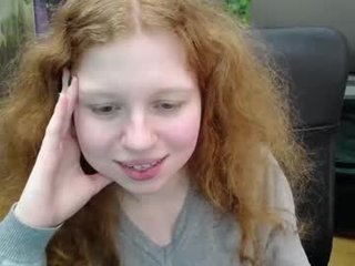 molly_redhead slim cam girl loves used a toy on pussy and one on asshole online