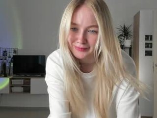 charming_daisy teen cam babe wants to be fucked online as hard as possible