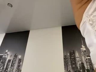 emmaciullo naked cam girl wants to violent sex online