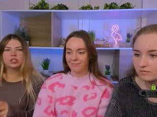 isla_dior teen cam babe spread her legs to get her holes good fucked online