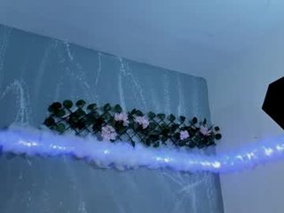 alison_milk pregnant cam girl wants shows self-masturbation on camera