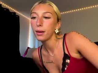 itsirelandbby teenage cam girl plays with her ass hole with ohmibod inside