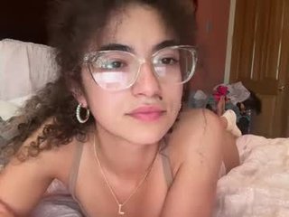 lulakula18 teen cam babe playing hot games with dildos online