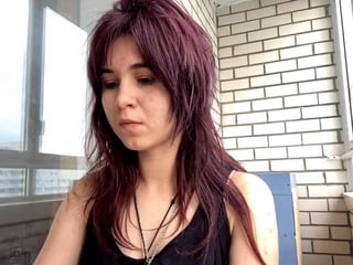 angelinavier brunette white cam babe wants her pussy stretched