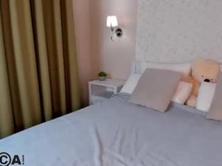 elena_grace cam babe gets the best ass massage with ohmibod