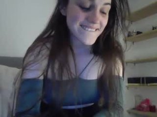 fairestsnowwhite live sex session with slim european cam girl getting her pussy ruined online