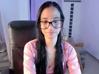 i_babbyyy after hot anal live sex cam babe massage their wide ass hole