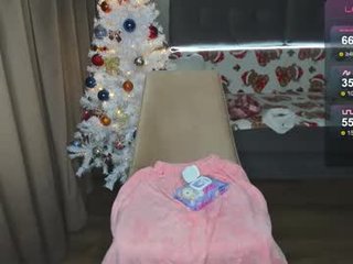 olivia1taylor teen cam babe masturbates for the camera online