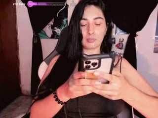 rubywhisperp cam girl squirting with ohmibod online in the chatroom