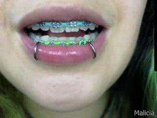 malicia_witch_ spanish cam babe gets her asshole ohmibod sodomized