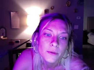 jessexjamesof cam girl will surprise you with her huge gaping asshole