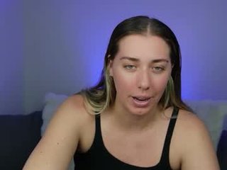 aussielulu cam girl strong fucked in the pink ass