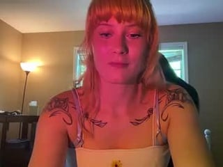 zabelladonna virtual sex with a horny, slim tattooed cam girl