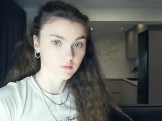 rosysfatcu naked teen cam babe loves kiss, licked slits and pink clits on a sex cam