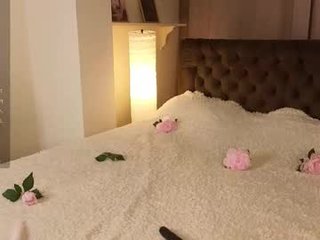 kate_krayy cam babe gets the best ass massage with ohmibod