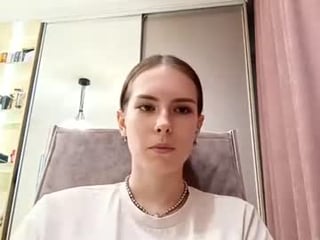 tawnyzenisek naked teen cam babe loves kiss, licked slits and pink clits on a sex cam
