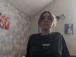 rasheedagartin teen cam girl plays with her tight pussy with ohmibod