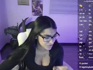 amara_silk domina cam girl loves dirty live sex in the chatroom