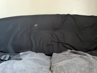 bruceishorny_ cam girl fucks in various positions and gets a facial online