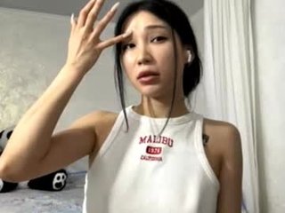 tashinadoncaster teen cam babe in lingerie enjoys erotic live sex online