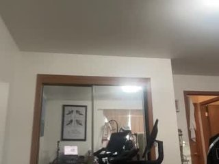 betterconvobesttime bitchy cam babe plays with her pussy with ohmibod online