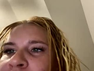 tattedlilmama depraved blonde cam girl presents her pussy drilled with ohmibod