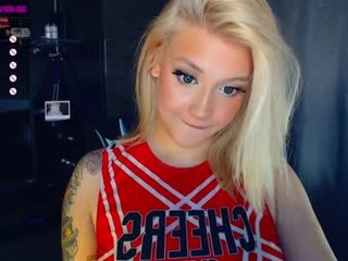 vickyfuckingdoll blonde cam girl enjoys rough anal live sex with ohmibod