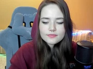 hell_hotline german cam girl rubs her ass with ohmibod