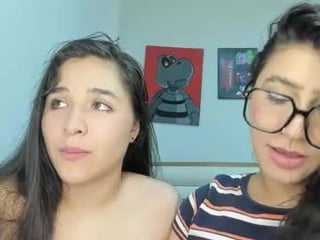 rous_and_sweet09 cam babe with horny pussy learns how to squirt online