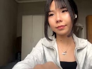 edithobeng naked teen cam babe loves kiss, licked slits and pink clits on a sex cam