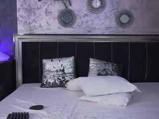 tarra_star nude cam bitch enjoys hard live sex on camera