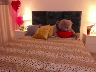 blondidi blonde cam girl gets her ass stuffed with huge dick