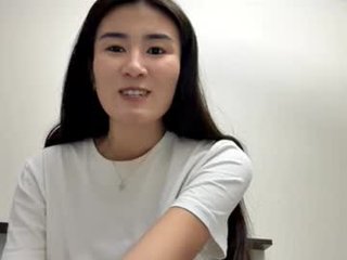 elissakoebel naked teen cam babe loves kiss, licked slits and pink clits on a sex cam