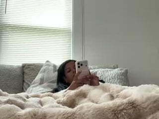 gemmacute3 naked cute cam babe in the chatroom wants a holiday fucking with ohmibod