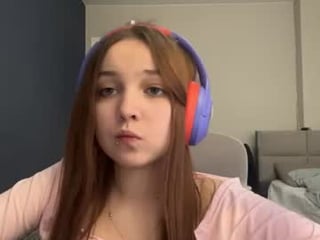 peepapa naked teen cam babe loves kiss, licked slits and pink clits on a sex cam