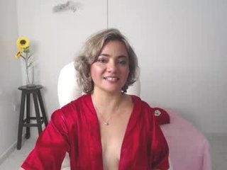 rebeca_milf cam mature spanish showing off her wide-open pussy online