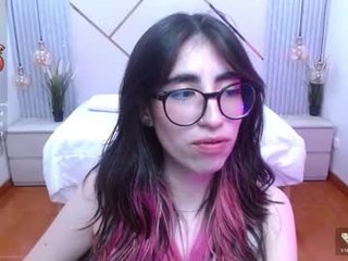 lena_roses spanish cam babe gets her asshole ohmibod sodomized