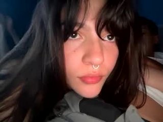 kikilove15 latina teen cam babe plays with her soaked hole online