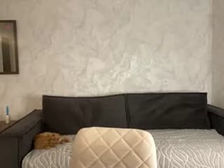 roselielue teenage cam girl plays with her ass hole with ohmibod inside