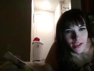 ravyn_nyx naked cam girl wants to violent sex online