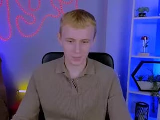 alex_reeding slim cam girl playing ass drilled with ohmibod