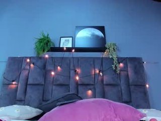 dulceaurora_ hole in the latex is seen in chocolate eye