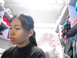 aracelilayher asian teen cam babe plays with her ass hole with ohmibod inside