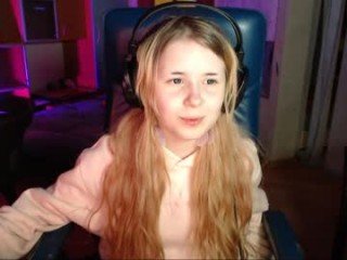 yoliverse blonde cam girl enjoys rough anal live sex with ohmibod