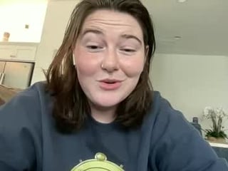 abbylovesxoxo european cam girl gets banged hard with ohmibod