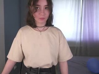 britthe teen cam girl plays with her tight pussy with ohmibod